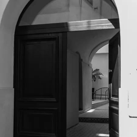 شقة فندقية Palazzo Partenope 4*