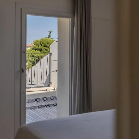 Palazzo Partenope شقة فندقية فاستو