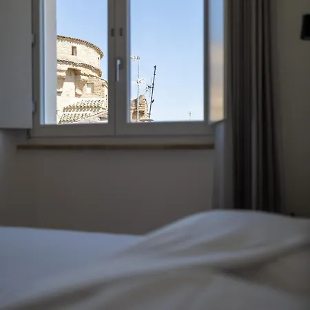 Palazzo Partenope شقة فندقية فاستو